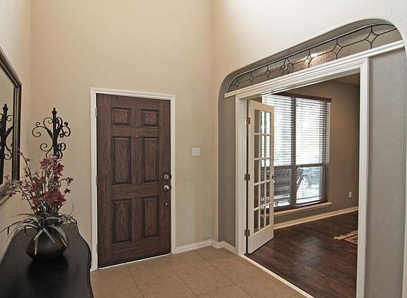 4th image of 1729 Westmeadow Trl