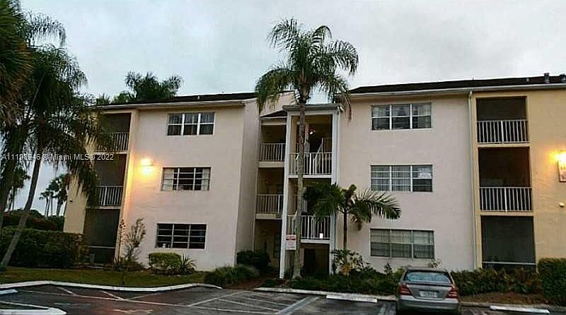 2nd image of 15275 SW 107th Ln APT 109