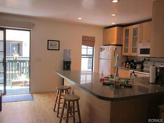 3rd image of 4294 Catalina Ct