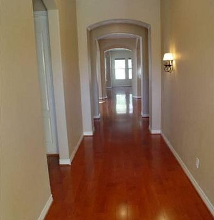 3rd image of 14064 Waterford Ln