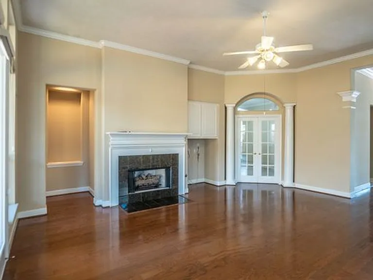 5019 Shining Creek Ct — Photo 15