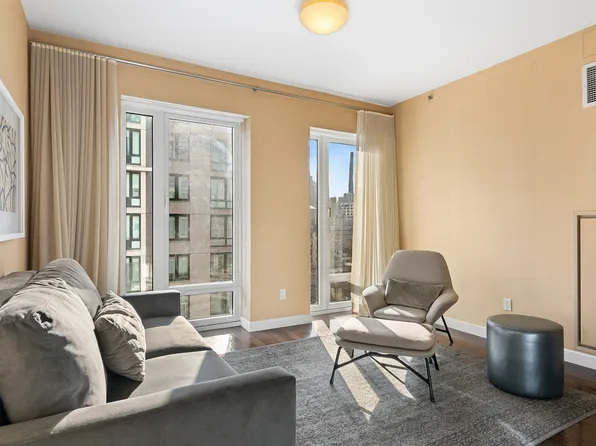 303 East 77th Street image 6 of 13