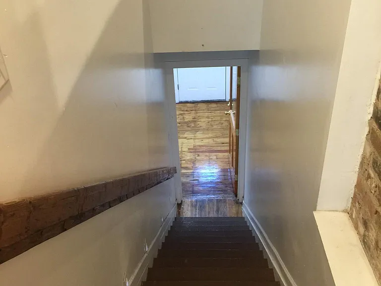 1028 W Hickory St — Photo 22