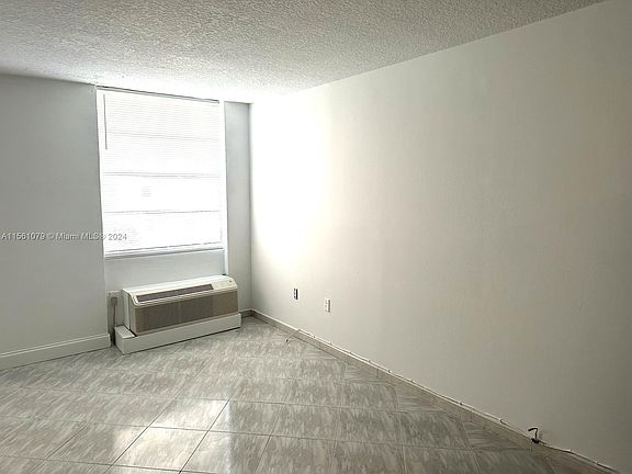 3rd image of 710 Washington Ave APT 407