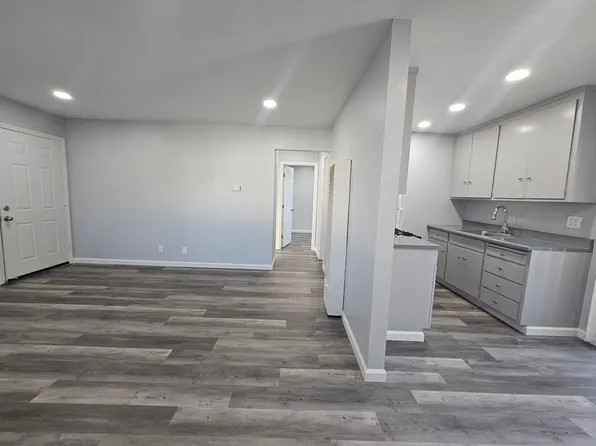 4819 Clayton Rd APT 14, Concord, CA 94521