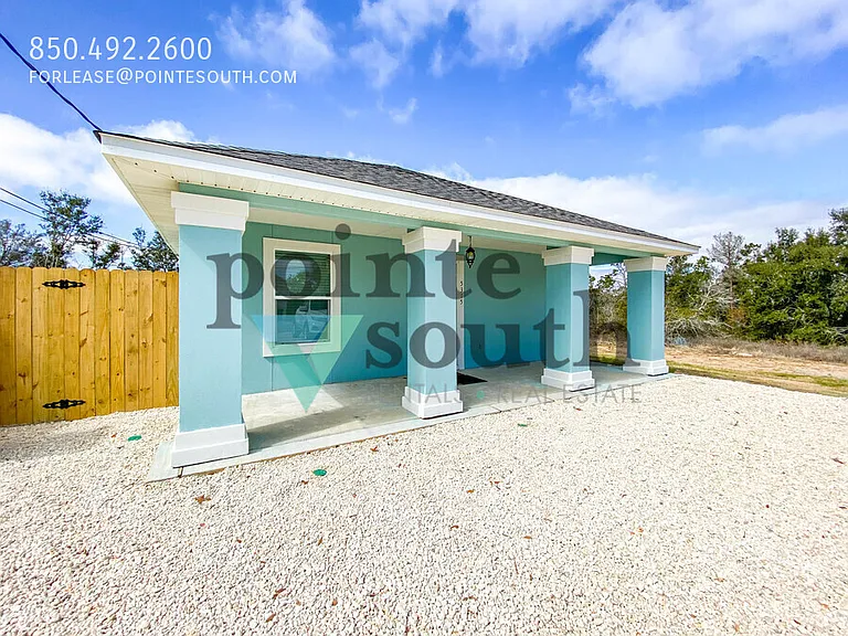 5315 McGrits Blvd — Photo 1