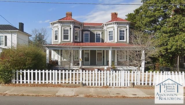 1st image of 719/721 N Main St