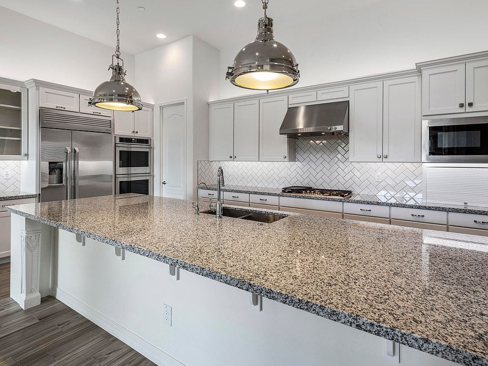 1st image of 7335 E Paraiso Dr