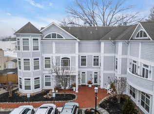 160 Main St #4, Manasquan, NJ 08736