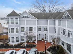 160 Main St, Manasquan, NJ