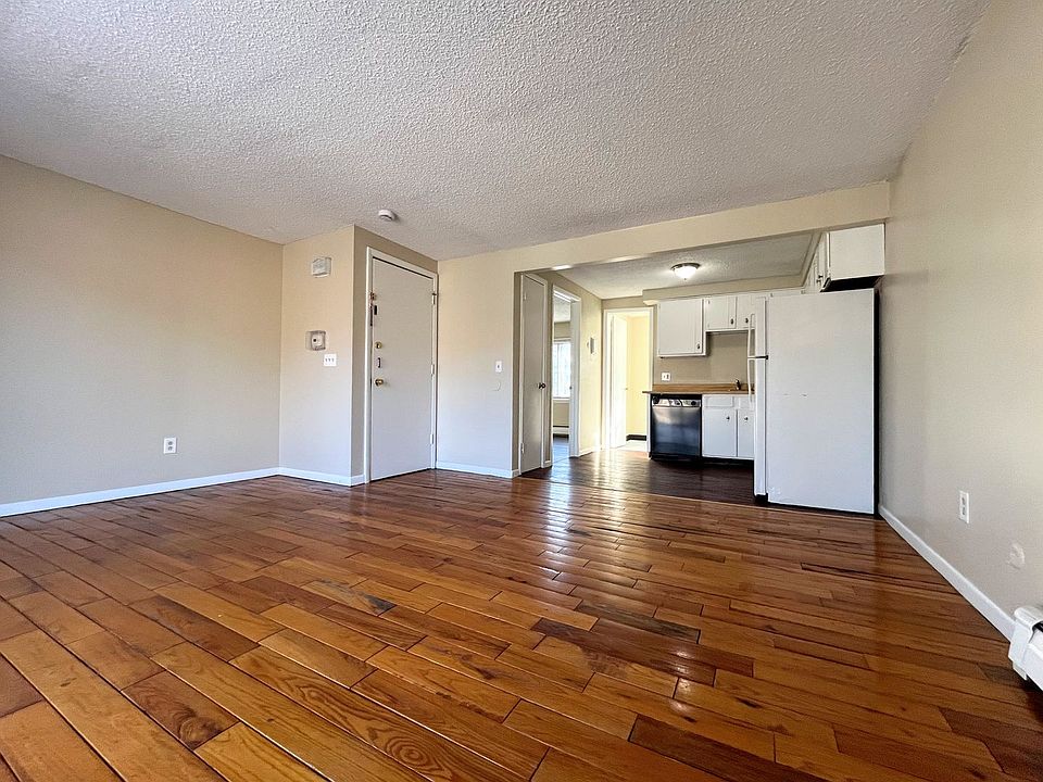 1st image of 367 Elmwood Ave APT 17