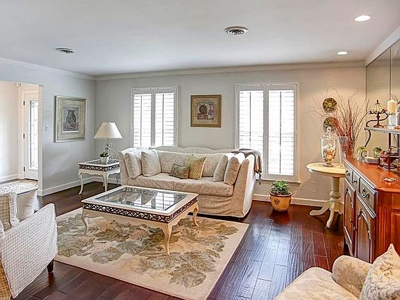 4th image of 5955 Deanmont Pl