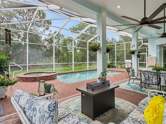 3rd image of 8 Cosmos Ct E