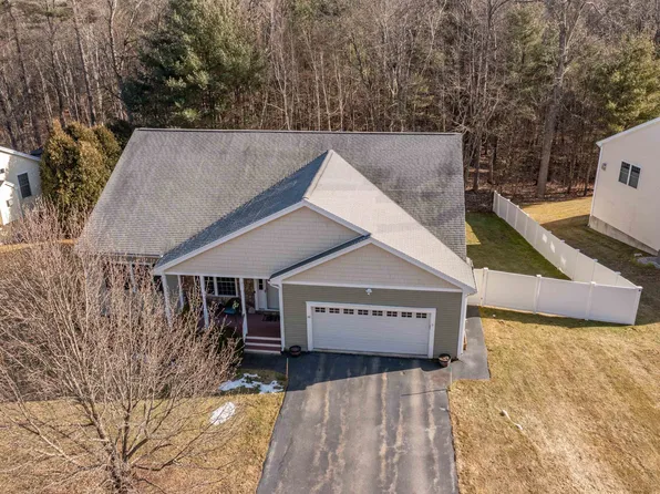 96 Cherrywood Drive, Nashua, NH 03062
