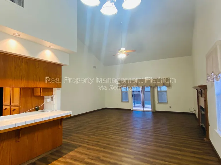22 N Bliss Ave — Photo 13