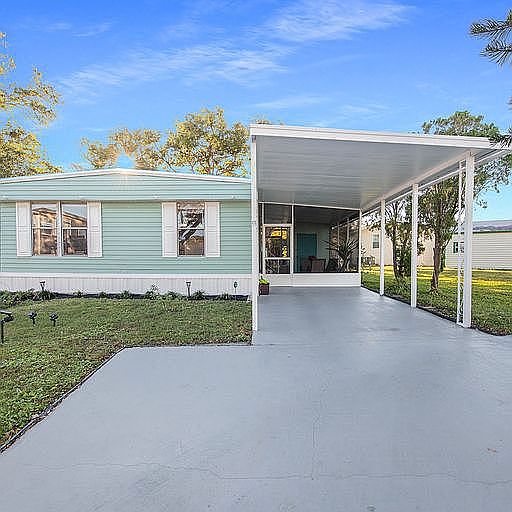 1st image of 3712 Spinnaker Dr