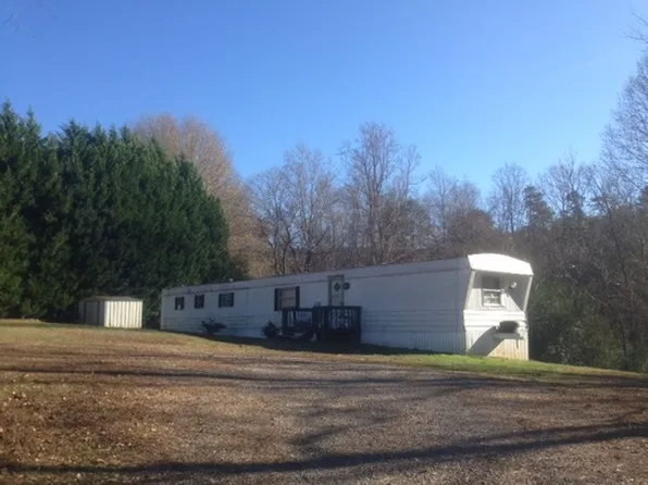 3252 Moores Spring Rd, Westfield, NC 27053