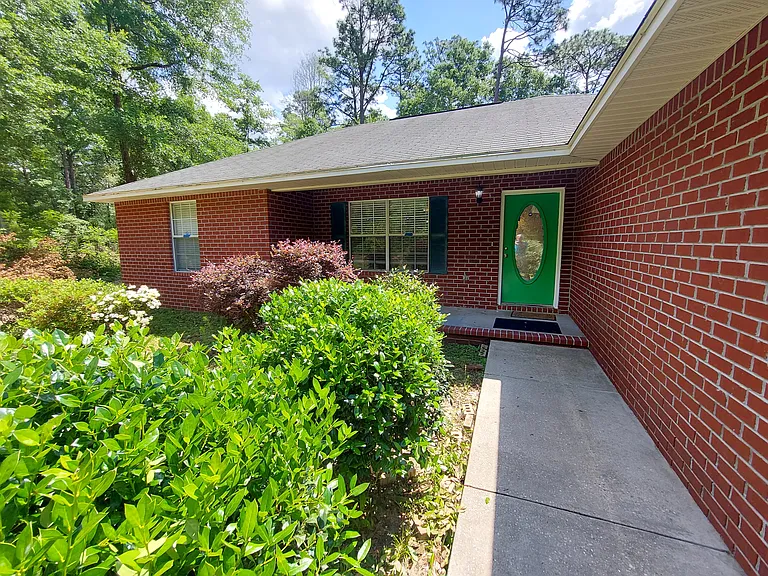 6636 Hetzel Dr — Photo 2