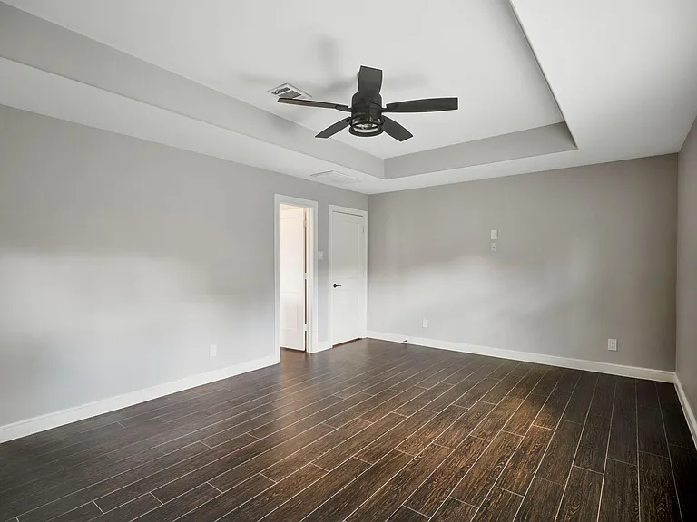 831 Bradwell Dr — Photo 13