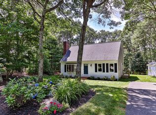 96 Chuckles Way, Marstons Mills, MA 02648