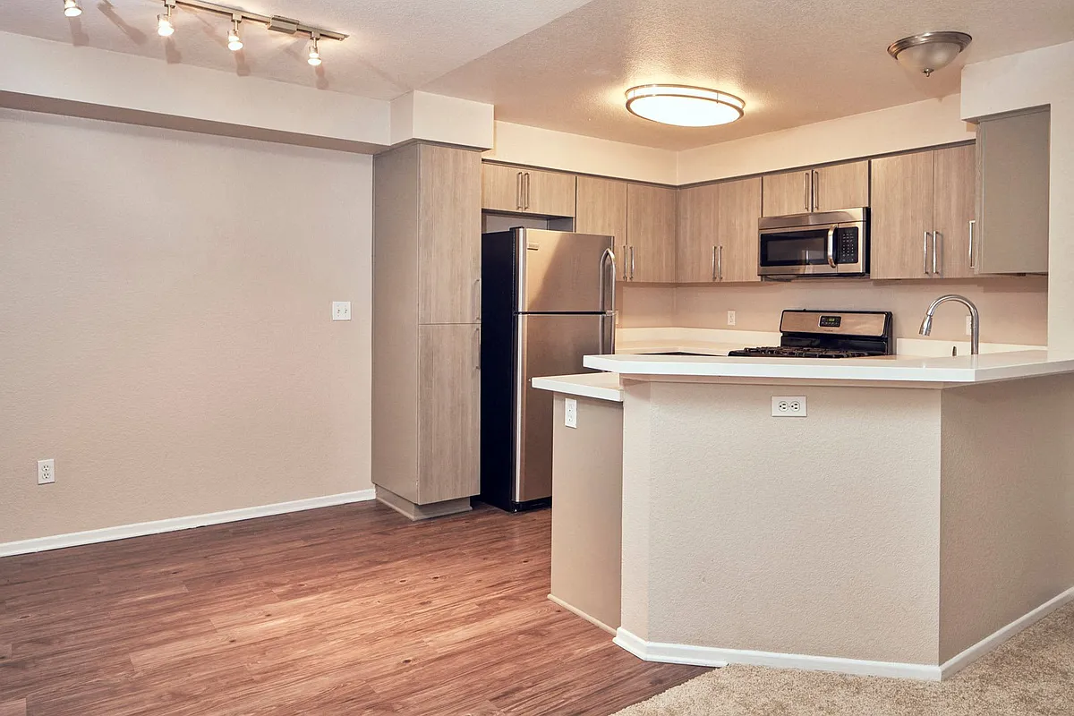 Building Photo - Alta Vista Apartments