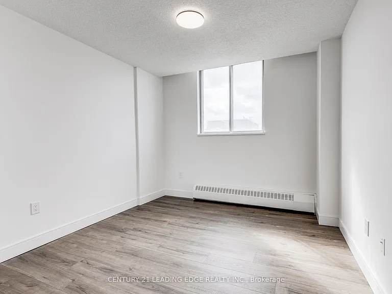 200 Lotherton Ptwy #1208 — Photo 31