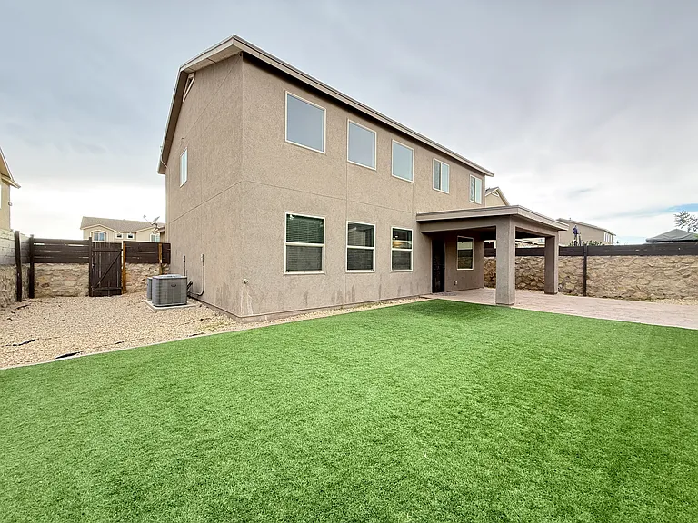 1028 Flyer Pl — Photo 55