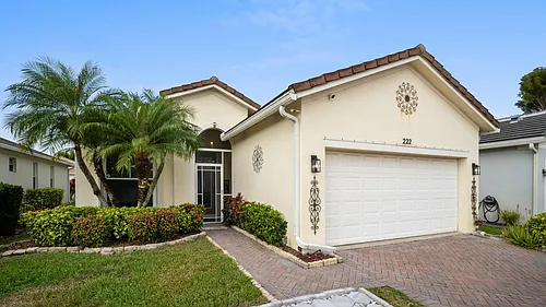 222 SW Manatee Springs Way Photo 1