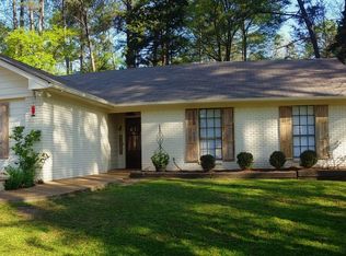175 Dogwood Cir, Brandon, MS 39047