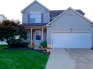 950 Chadwick Ln, Medina, OH 44256