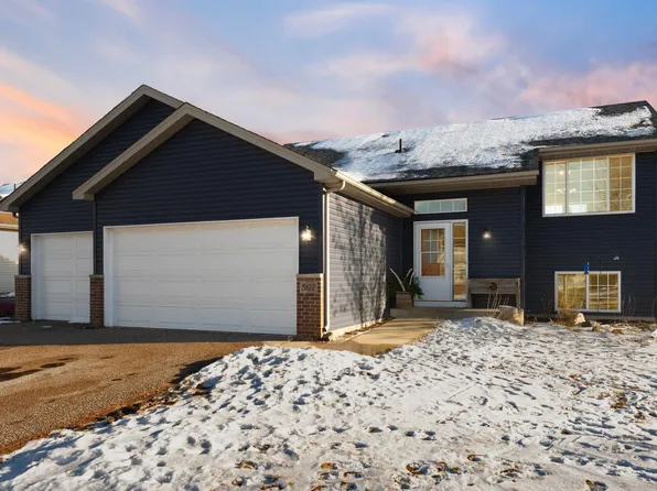 597 Knollwood St W, Annandale, MN 55302