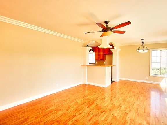 5th image of 5613 Lakewood Blvd