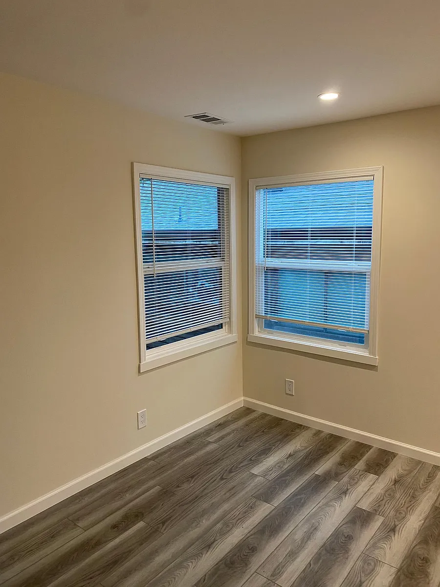 Building Photo - 137 Montecito Ave #2