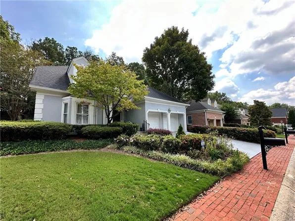 6240 Forest Hills Dr, Peachtree Corners, GA 30092