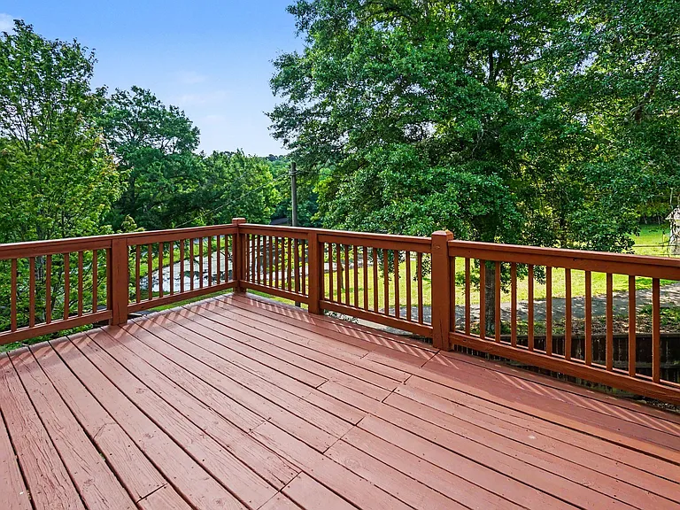 333 Summit Village Dr — Photo 21