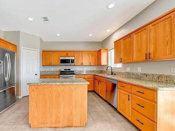 Kitchen 1