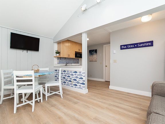 2nd image of 401A Ocean Boulevard #2
