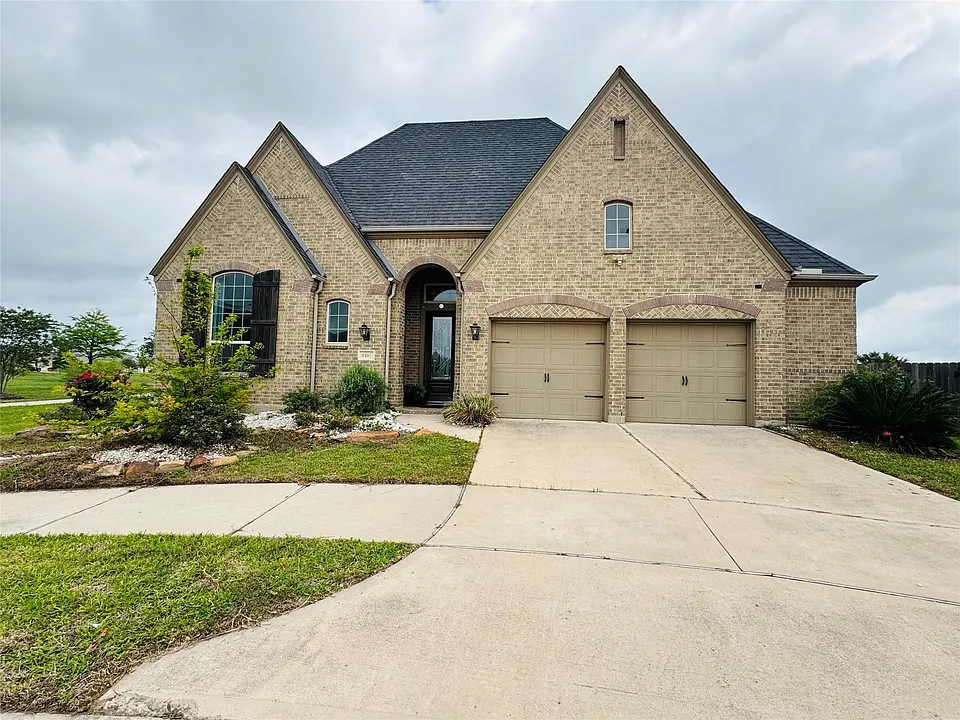 8403 Terrace Valley Cir