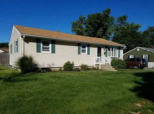 20 Cochran St, West Warwick, RI 02893