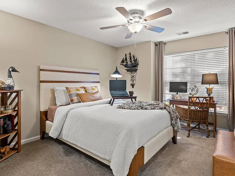 Palmetto Pointe Apartment Homes — Photo 34