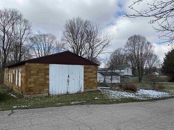 5th image of 205 Hollovy St