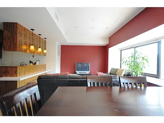 Sold by Aclawrence | media 2