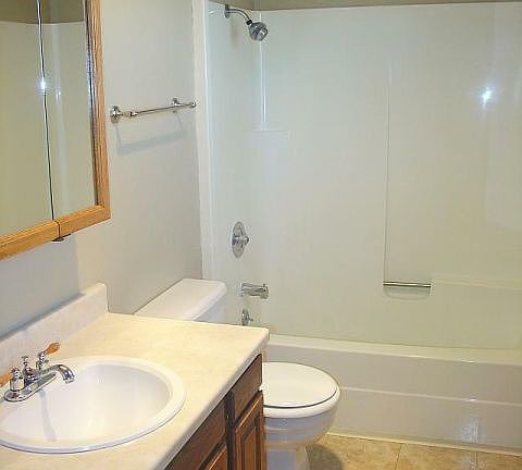5th image of 3285 Canyon Dr Unit 24