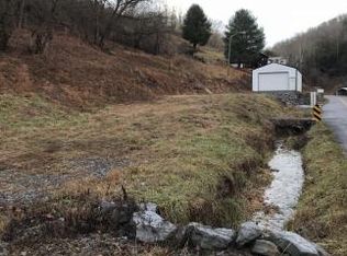 763 Reed Hollow Rd, Gate City, VA 24251
