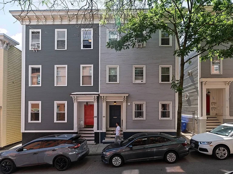 33 Mystic St #3 — Photo 18