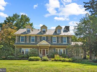 8123 Cadwalader Ave, Elkins Park, PA 19027