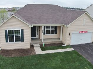 2880 Haydn St, Woodstock, IL 60098