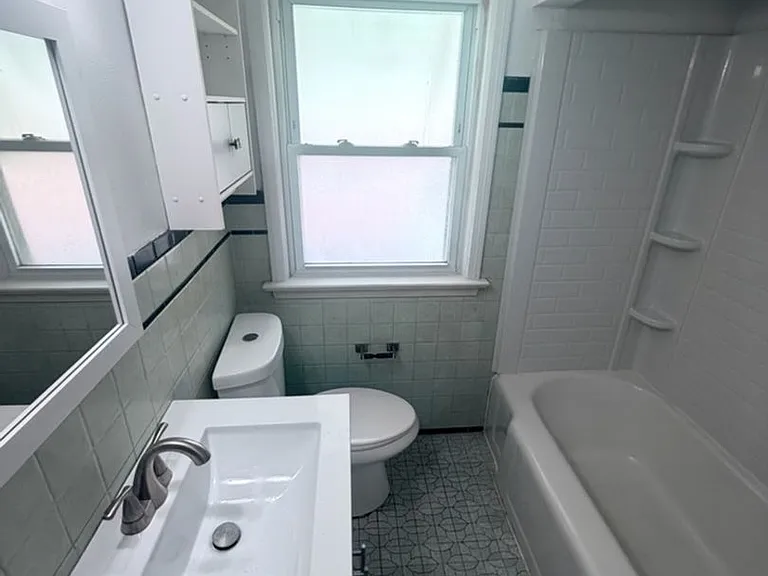 11215 Langton Ave — Photo 18