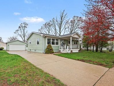 1015 S Griffin St, Grand Haven, MI, 49417