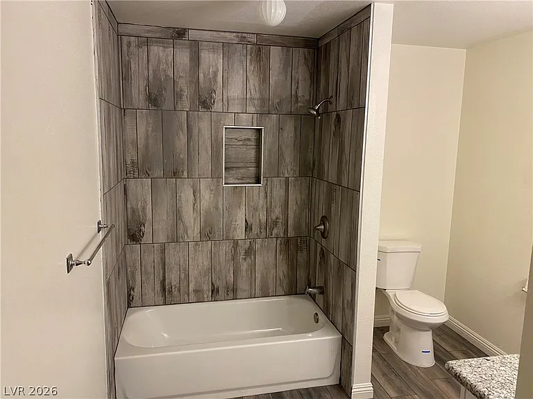 3911 Cambridge St #4 — Photo 7